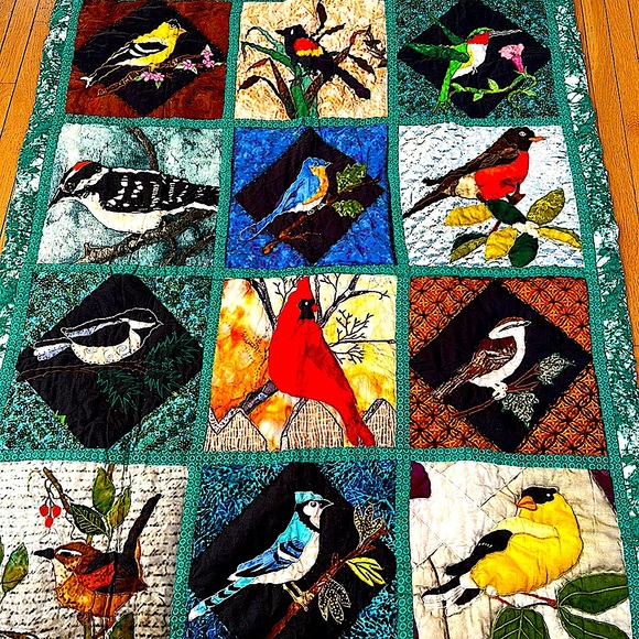 Embroidered and handsewn bird quilt - Picture 2 of 5